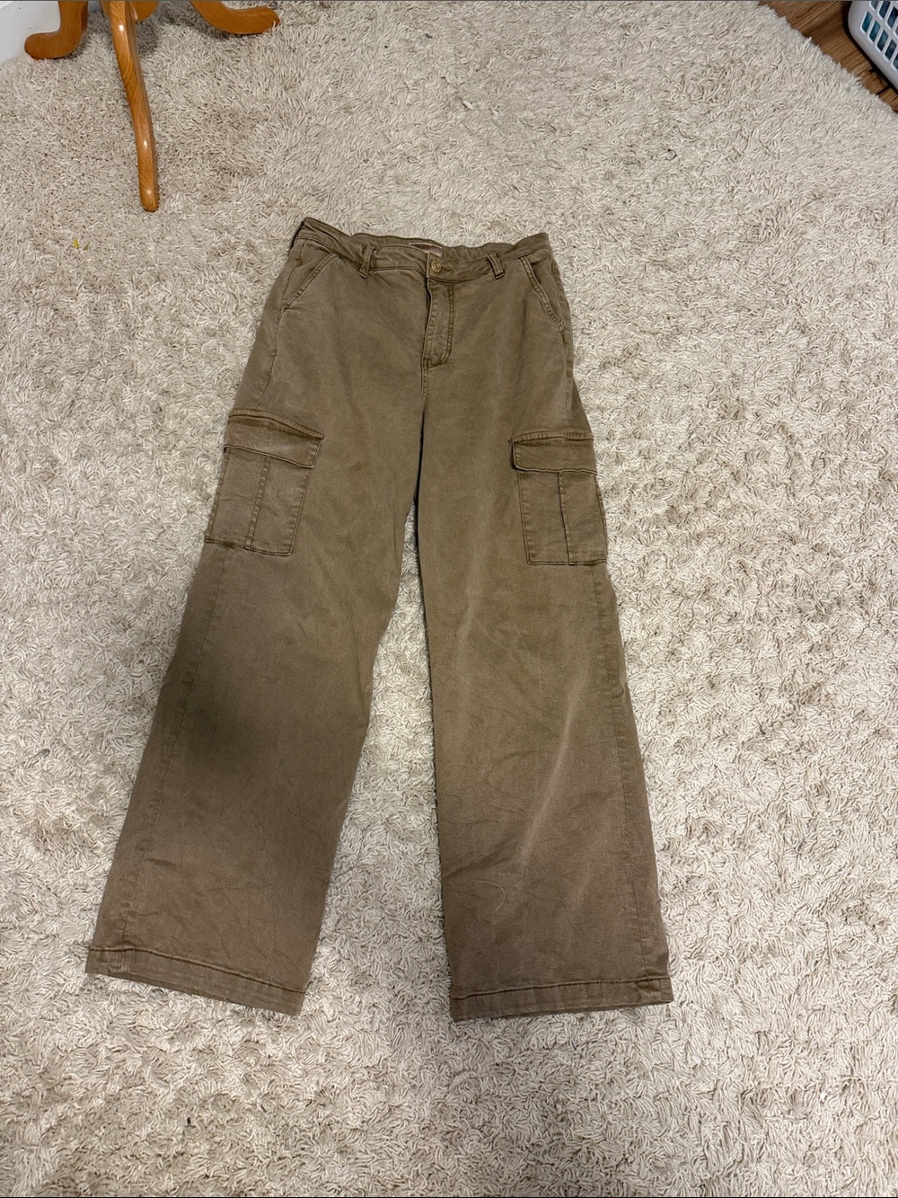 Kut from the Kloth khaki brown Cargo Pants with Flap Pockets